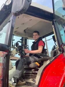 Tracteur de notre exploitation